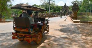 Tuk Tuk en los Templos de Angkor. Siem Reap. Camboya