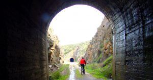 Túneles Estación de Campillo Sevilleja, Vía Verde de la Jara. Toledo. Castilla la Mancha.