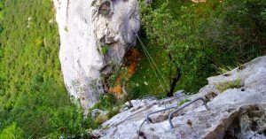 Vertical y Puente de la Ferrata El Cáliz, Ramales de la Victoria. Cantabria.