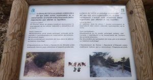 Vía ferrata Norte del Cid. Cartel Información. Petrer, Alicante. Comunidad Valenciana.