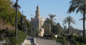 Viajar a Andalucía. Torre del Oro. Sevilla. Andalucía.