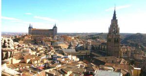 Viajar a España. Panorámica tejados de Toledo. Castilla la Mancha.