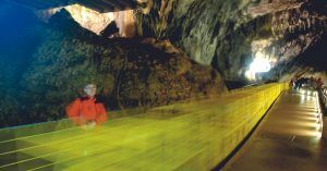 Viaje en Tren por Las Cuevas de Postojna. Eslovenia.