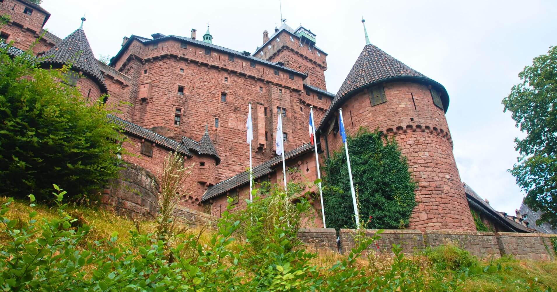 Vistas del Castillo de Haut-Koenigsbourg. Alsacia, Francia.