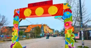 Welcome a la Ciudad Libre de Christiania.
